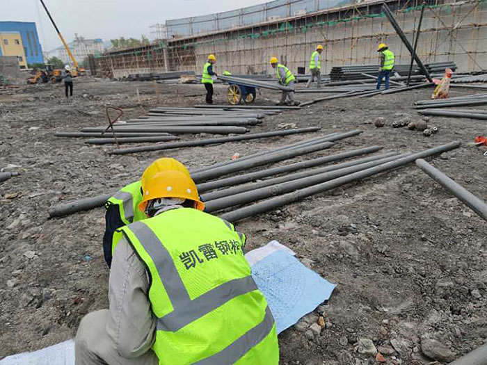 南京螺栓球网架结构